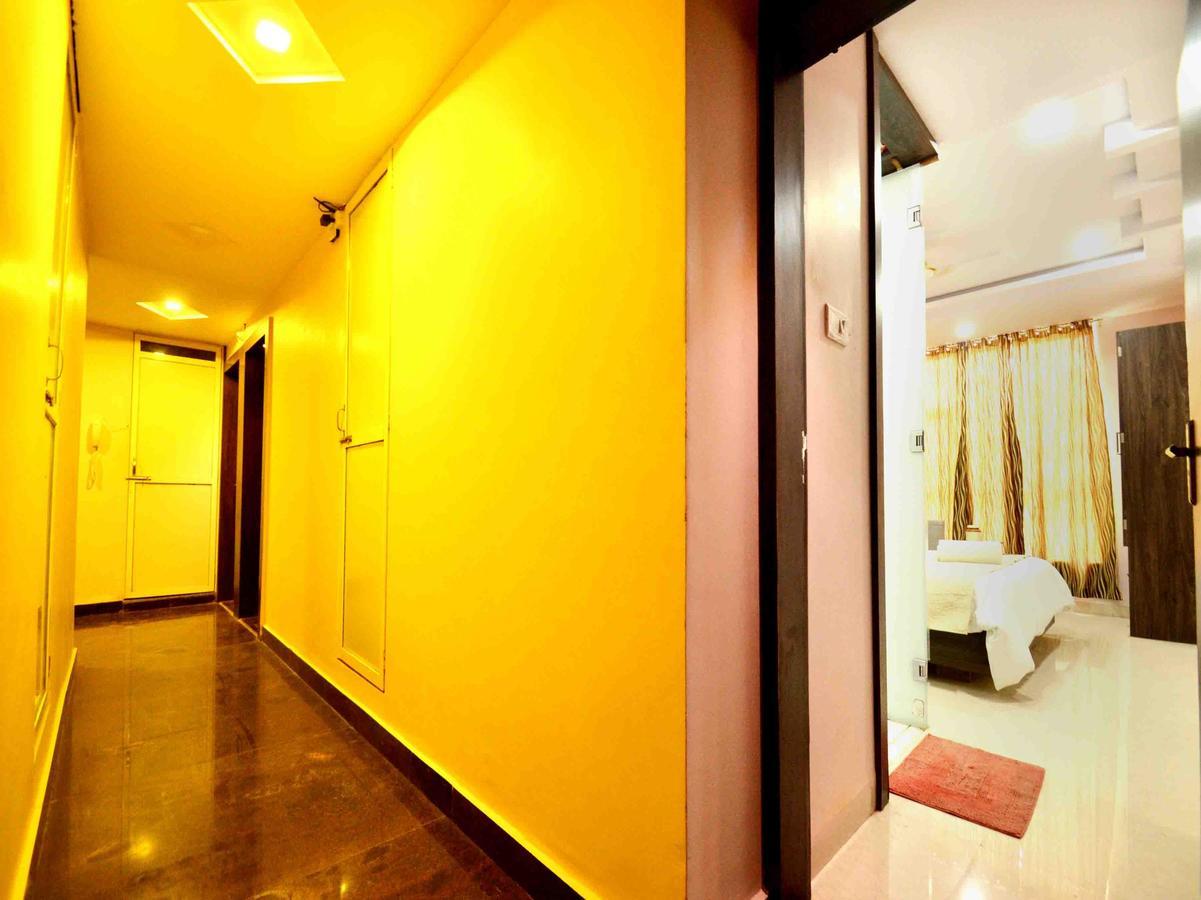 Oyo 2403 Hotel Aamantran Avenue Ujjain Exterior foto